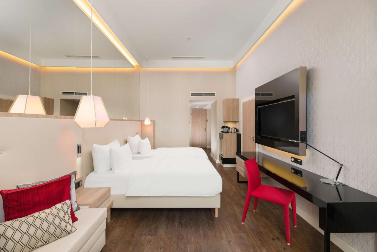 Radisson Blu Beke Hotel, Hotel
