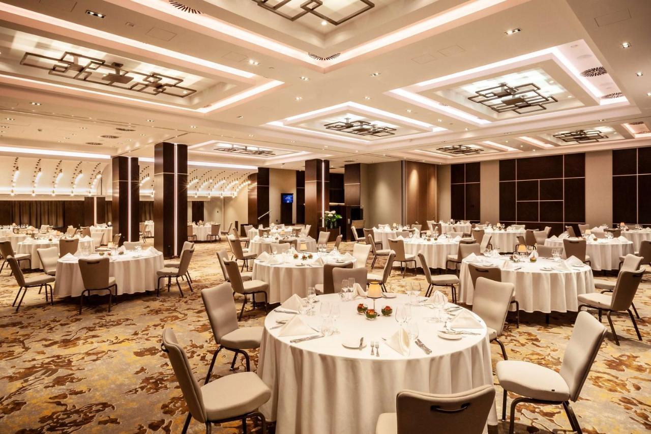 Radisson Blu Béke Hotel, 4*